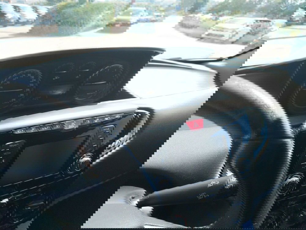 Lancia Ypsilon usata a Matera (12)