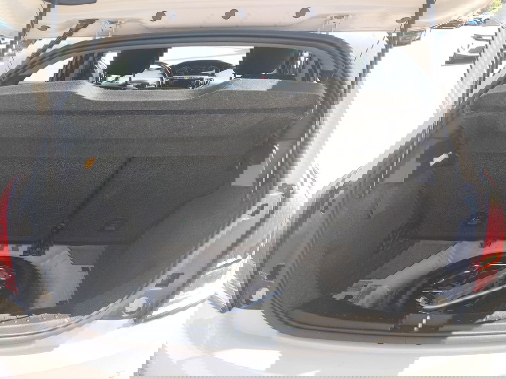 Lancia Ypsilon usata a Matera (17)