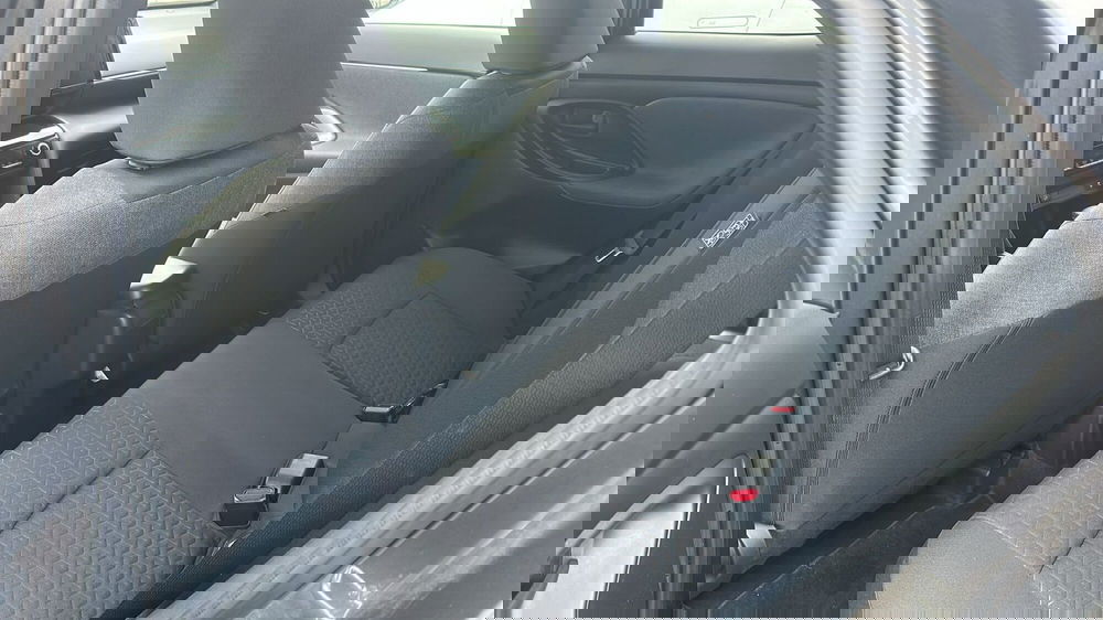 Toyota Yaris Cross usata a Cremona (10)