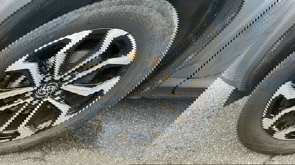 Toyota Yaris Cross usata a Cremona (6)