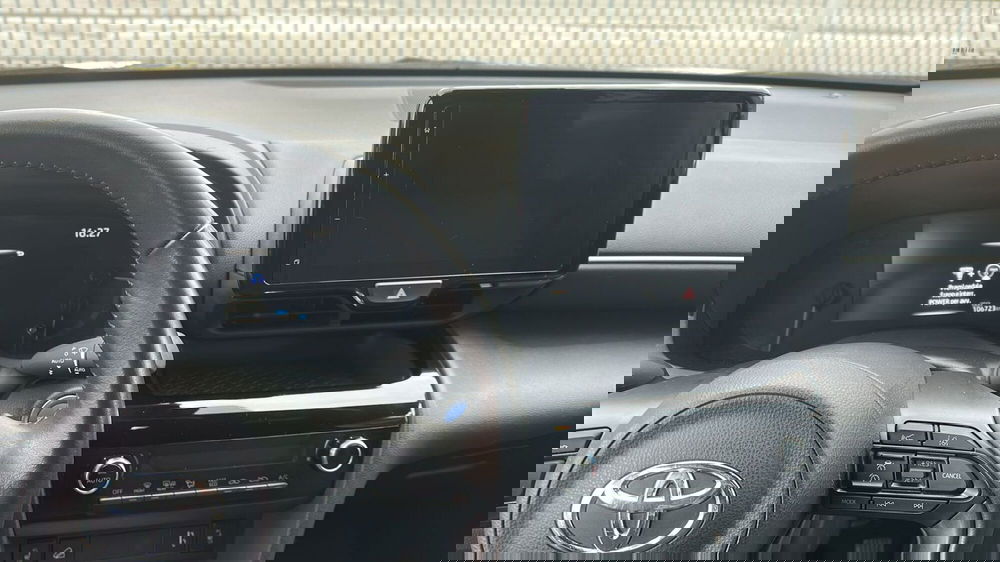 Toyota Yaris Cross usata a Cremona (8)