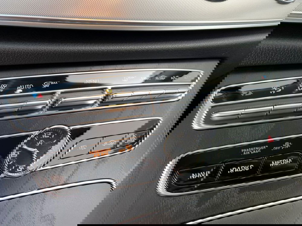 Mercedes-Benz Classe E Coupé usata a Lecce (14)