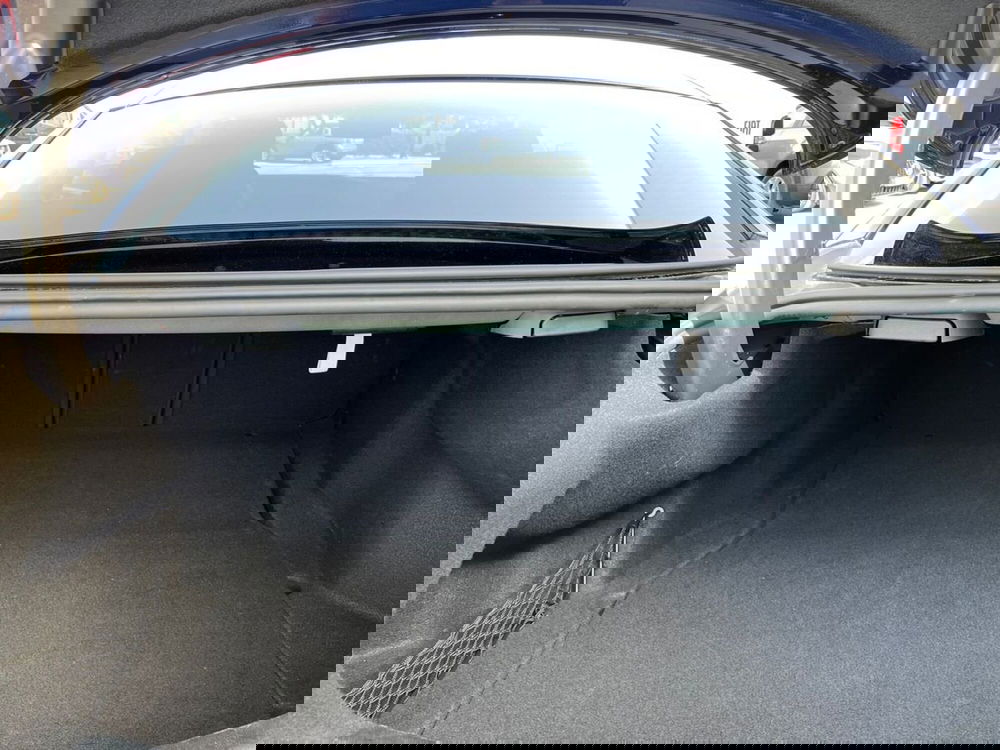 Mercedes-Benz Classe E Coupé usata a Lecce (8)