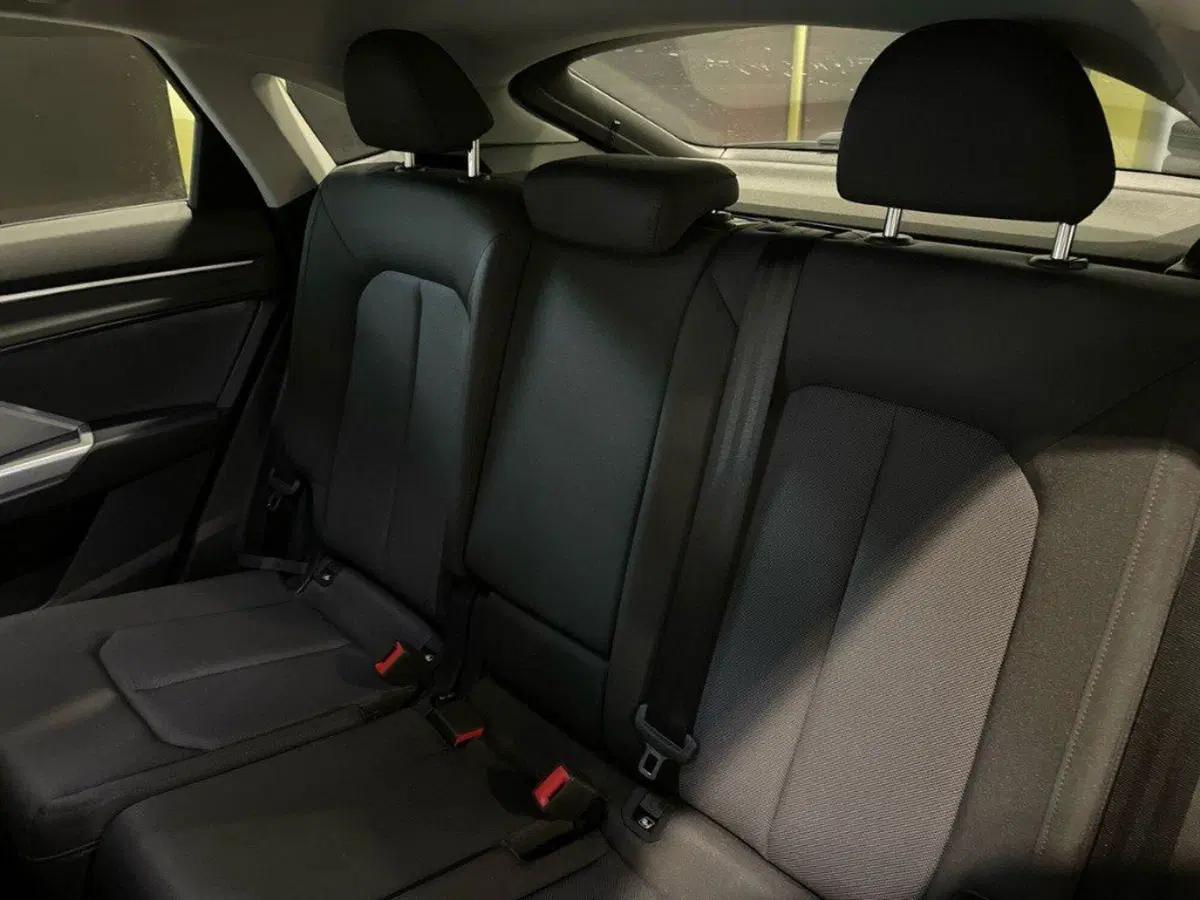 Audi Q3 Sportback usata a Macerata (13)