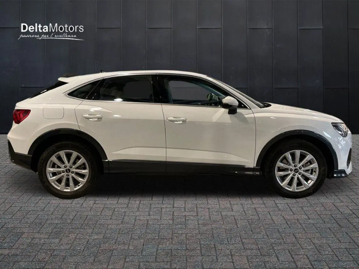 Audi Q3 Sportback usata a Macerata (3)
