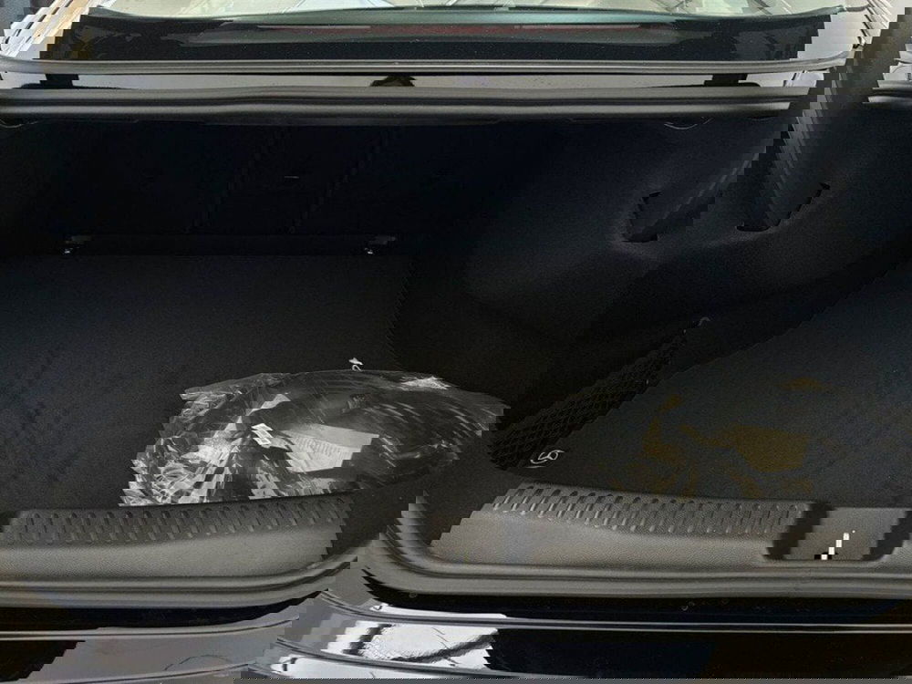 Mercedes-Benz CLA EQ nuova a Rimini (7)