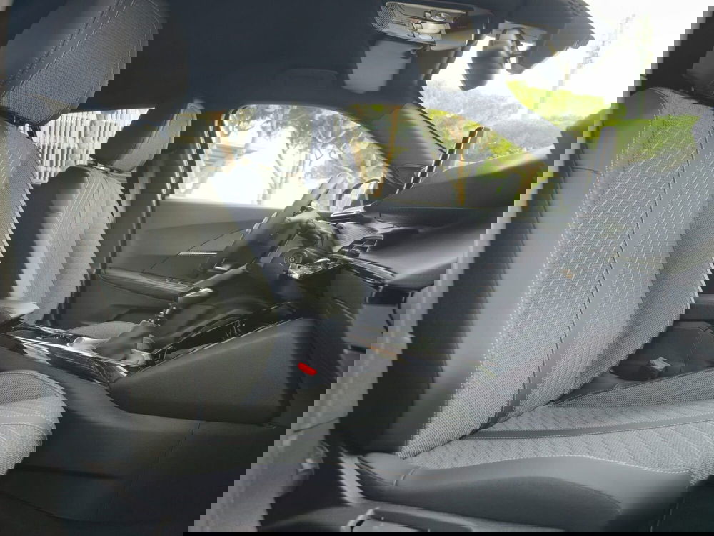 Peugeot 2008 usata a Massa-Carrara (5)