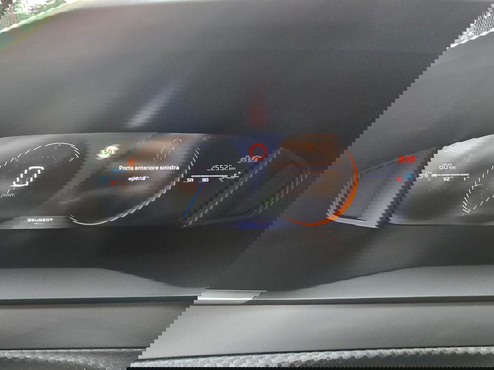 Peugeot 2008 usata a Massa-Carrara (9)