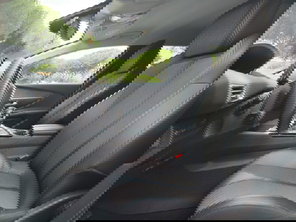 Peugeot 5008 usata a Massa-Carrara (17)