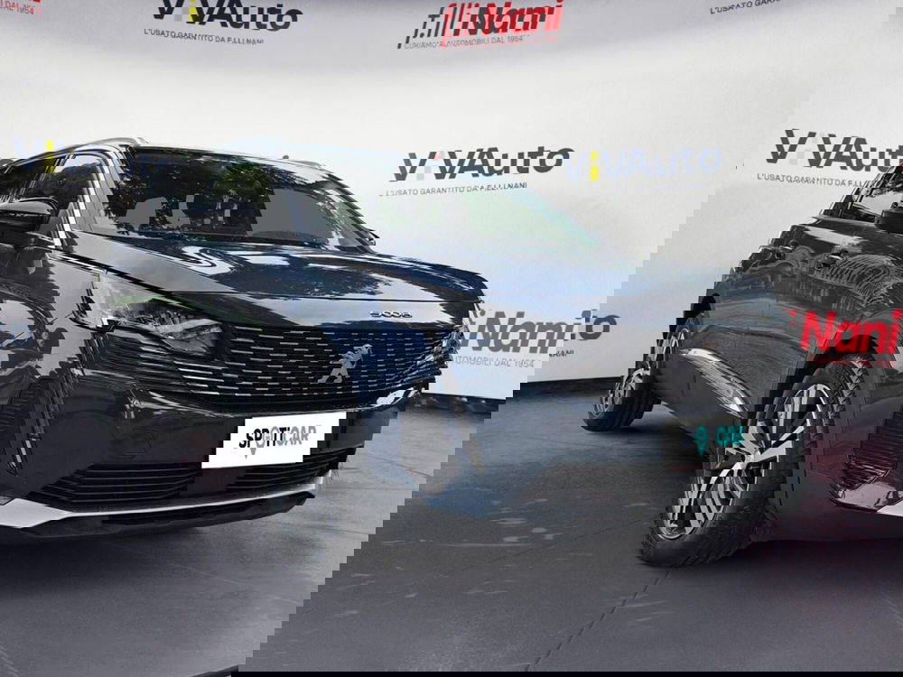 Peugeot 5008 usata a Massa-Carrara (19)