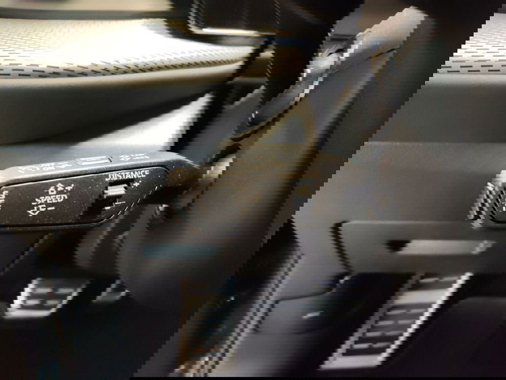 Audi Q5 Sportback nuova a Modena (14)