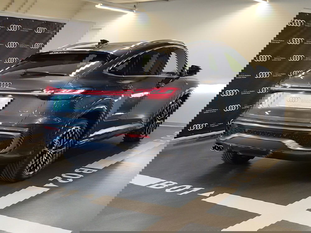 Audi Q5 Sportback nuova a Modena (4)