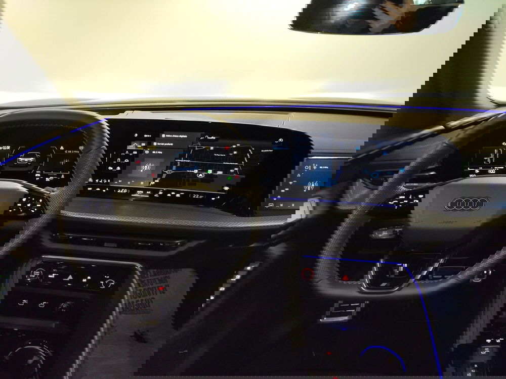 Audi Q5 Sportback nuova a Modena (7)