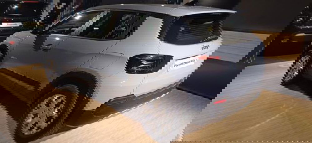 Jeep Avenger nuova a Padova (4)