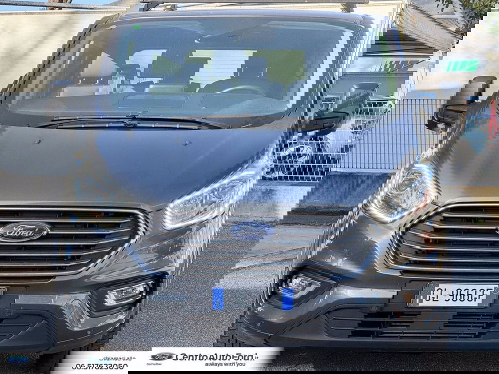 Ford Tourneo Custom usata a Roma (2)