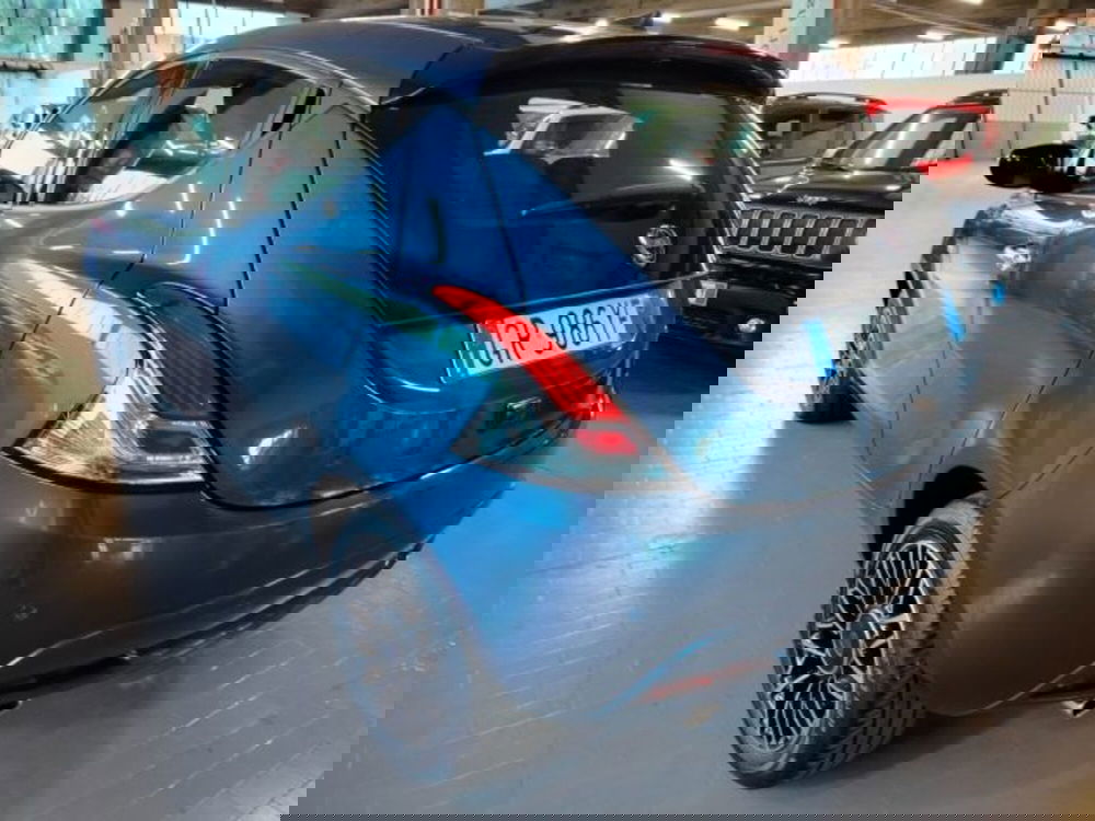 Lancia Ypsilon usata a Forlì-Cesena (8)