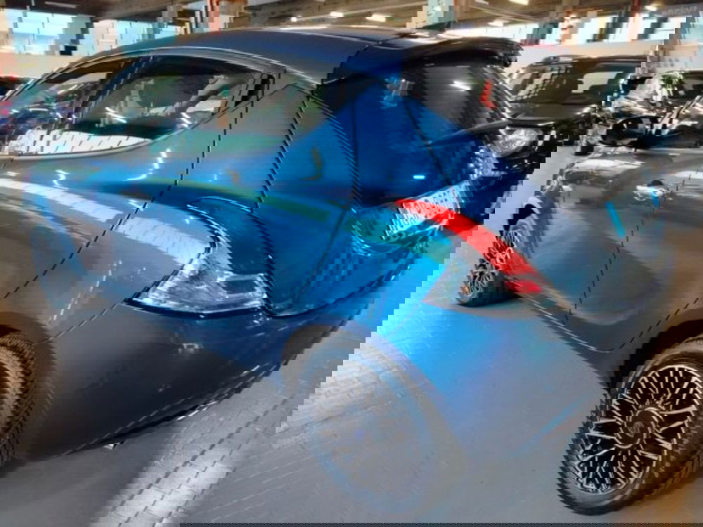 Lancia Ypsilon usata a Forlì-Cesena (9)