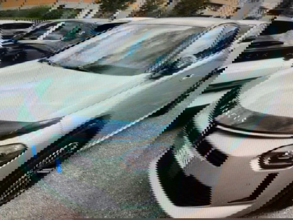 Lancia Ypsilon usata a Forlì-Cesena