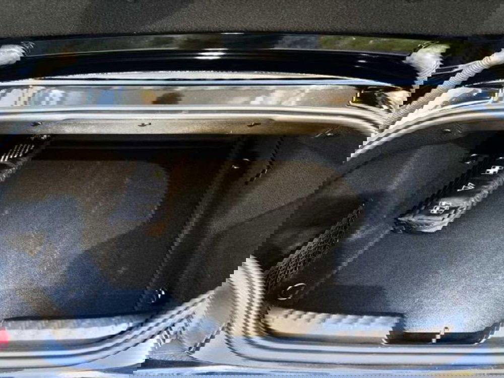 BMW Z4 Cabrio usata a Caltanissetta (12)