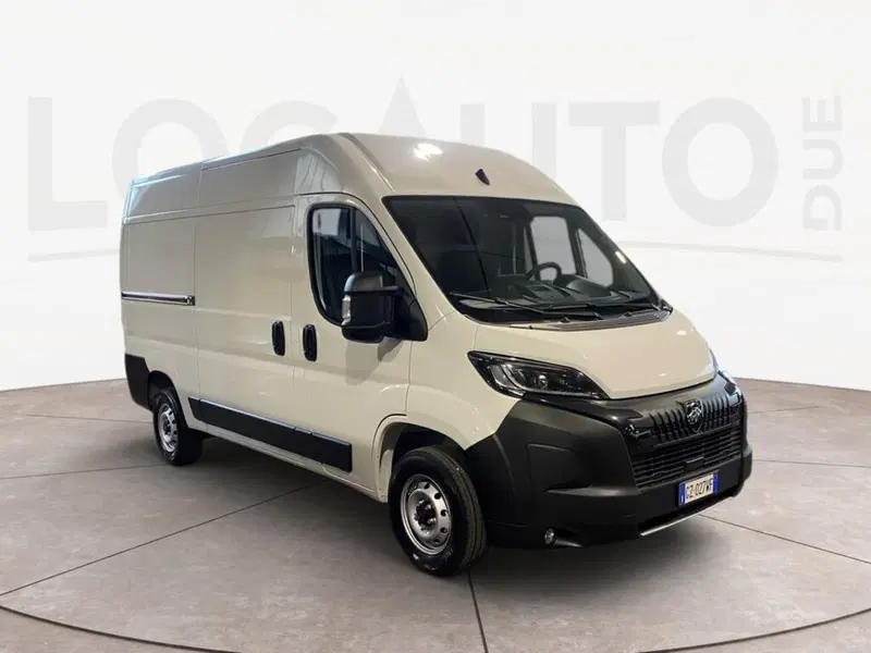 Peugeot Boxer Furgone nuova a Torino (3)