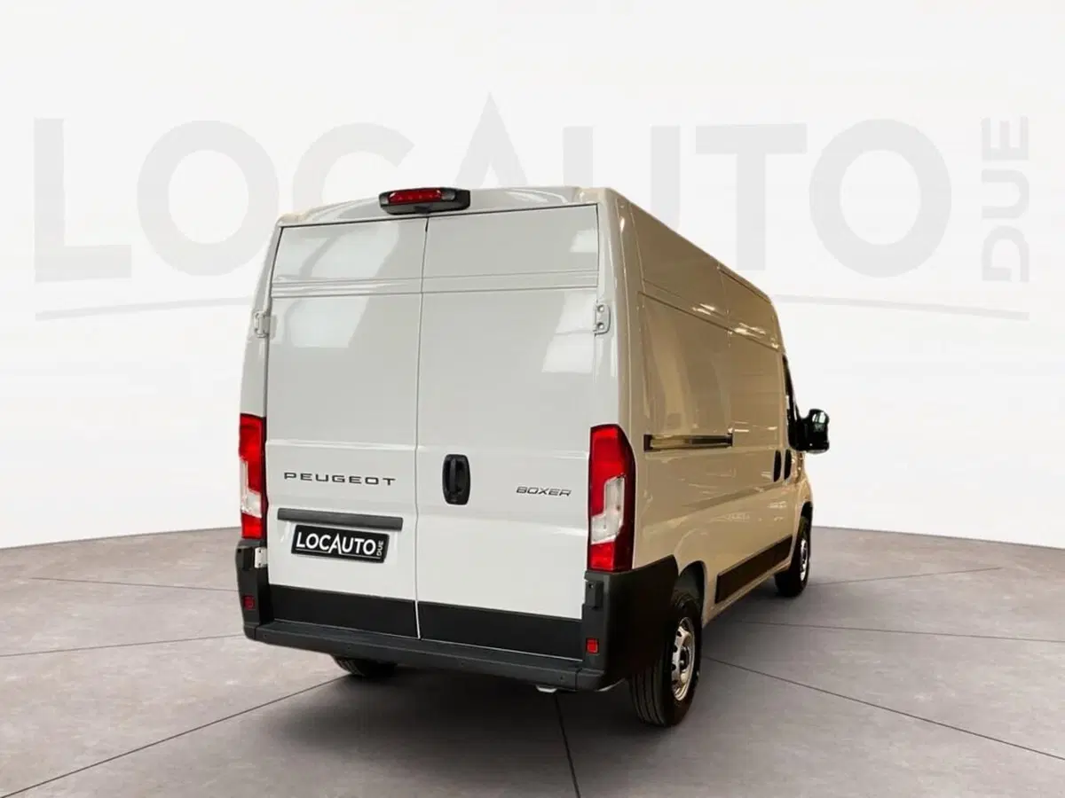 Peugeot Boxer Furgone nuova a Torino (4)