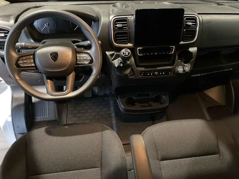 Peugeot Boxer Furgone nuova a Torino (6)