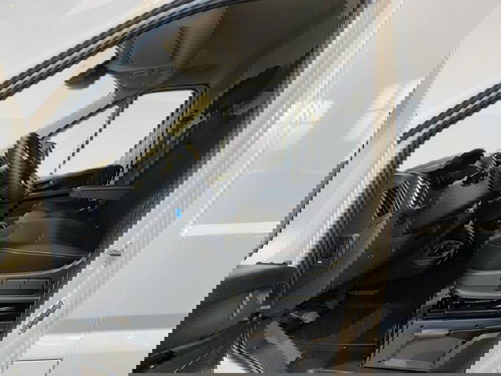 Peugeot Boxer Furgone nuova a Torino (7)