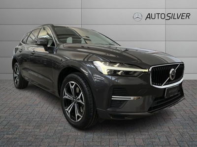 Volvo XC60 B4 (d) AWD Geartronic Momentum N1 del 2021 usata a Verona