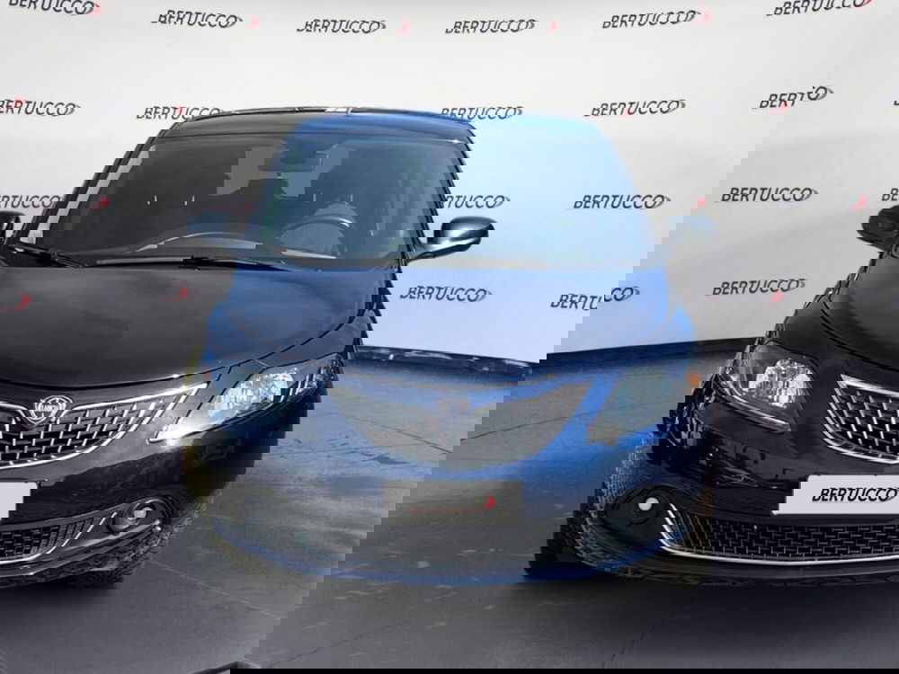 Lancia Ypsilon usata a Verona (2)