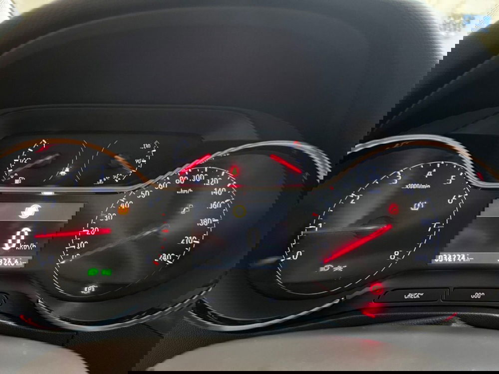 Opel Crossland usata a Verona (14)