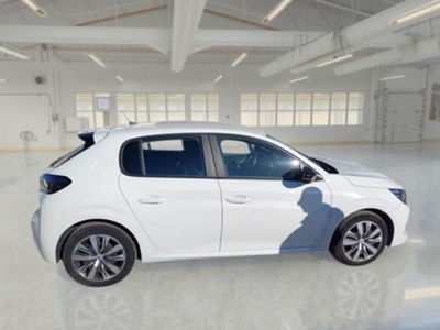 Peugeot 208 BlueHDi 100 Stop&amp;Start 5 porte Active Pack del 2023 usata a Belpasso