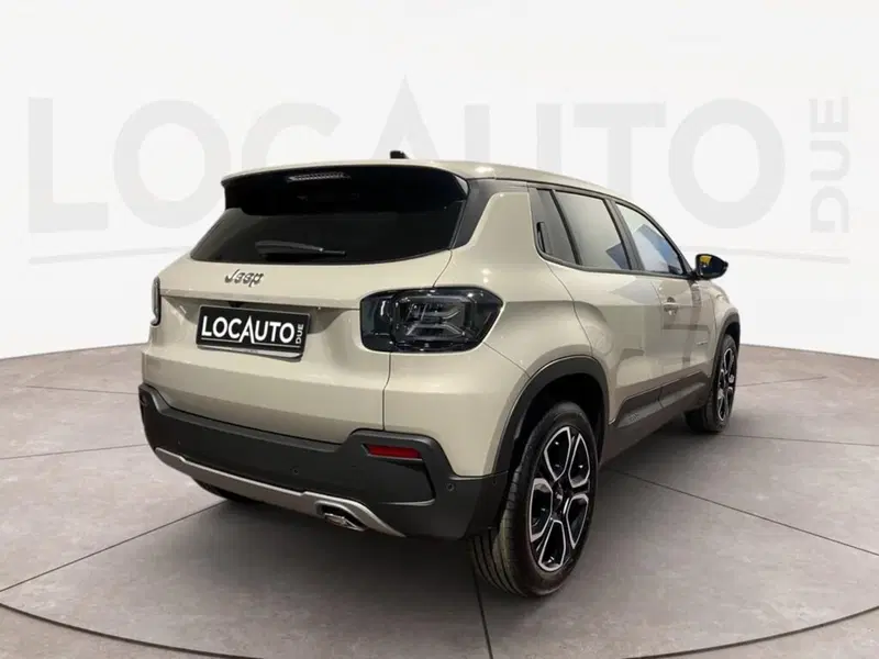 Jeep Avenger nuova a Torino (4)