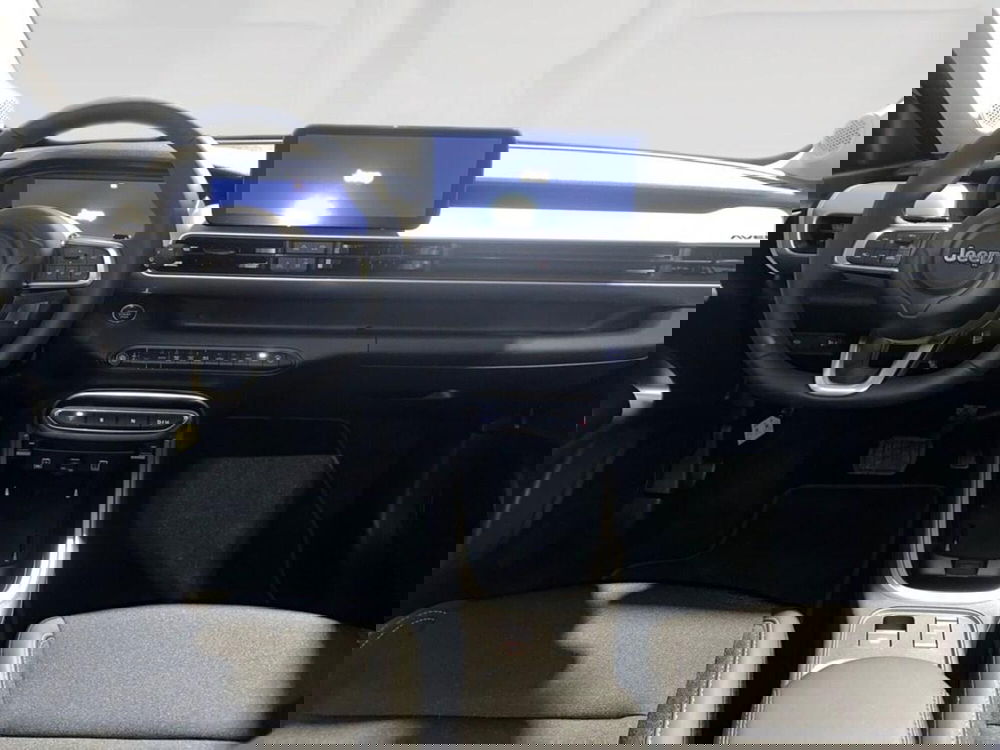 Jeep Avenger nuova a Torino (5)