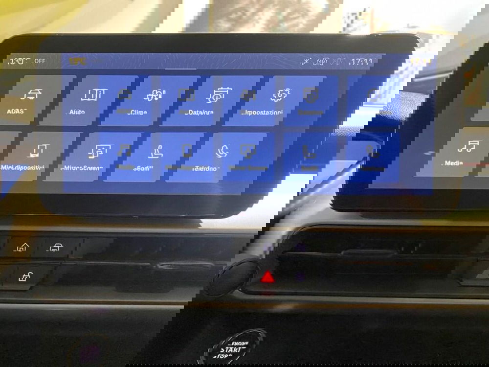 Jeep Avenger nuova a Torino (9)