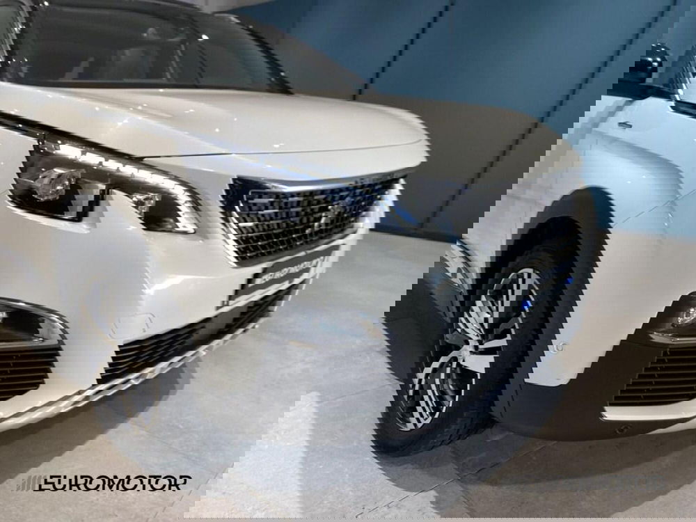 Peugeot 3008 usata a Bari (4)