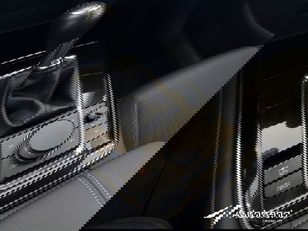 Mazda CX-30 usata a Bari (11)