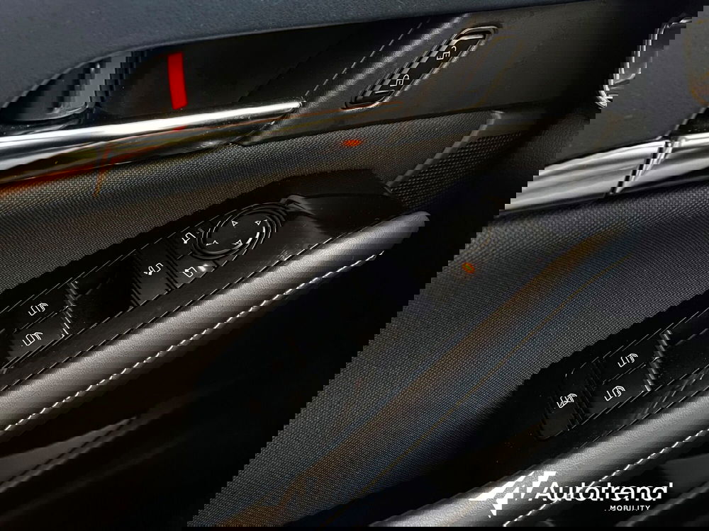 Mazda CX-30 usata a Bari (12)