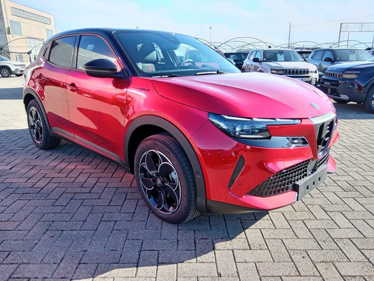 Alfa Romeo Junior nuova a Alessandria (3)
