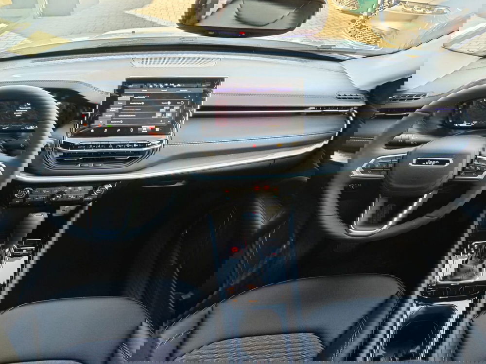 Jeep Compass nuova a Alessandria (14)