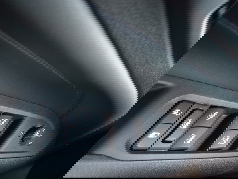 Jeep Compass nuova a Alessandria (18)