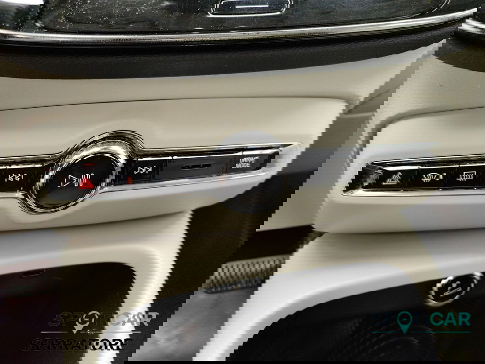 Volvo XC40 usata a Como (16)