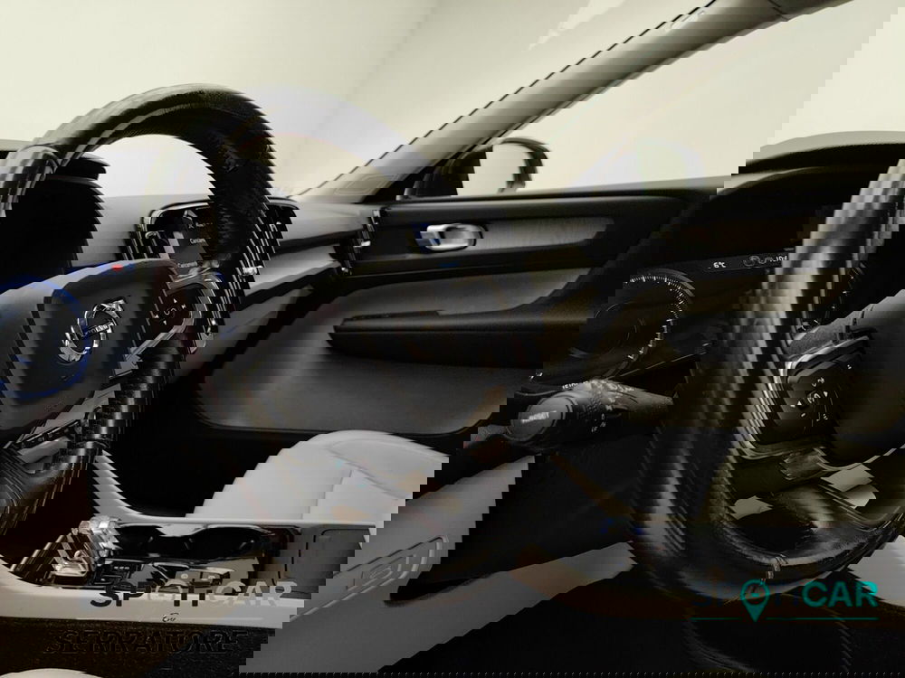 Volvo XC40 usata a Como (9)