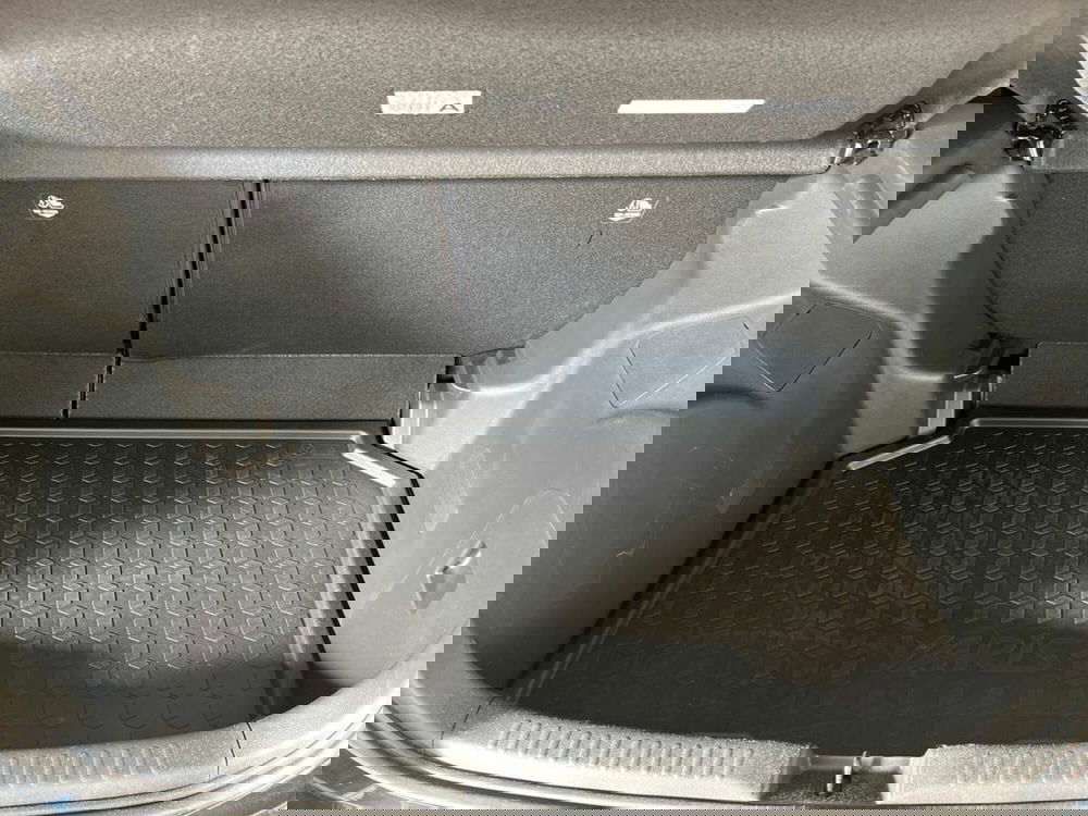 Toyota Yaris usata a Sondrio (13)