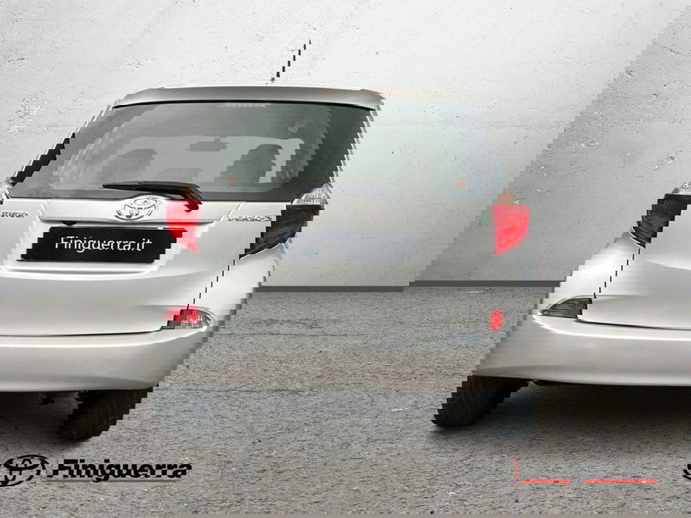 Toyota Verso-S usata a Sondrio (3)