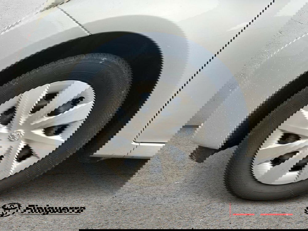 Toyota Verso-S usata a Sondrio (7)