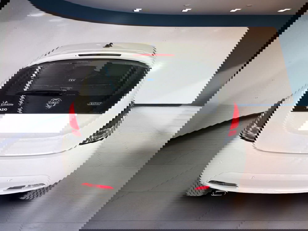 Lancia Ypsilon usata a Torino (5)