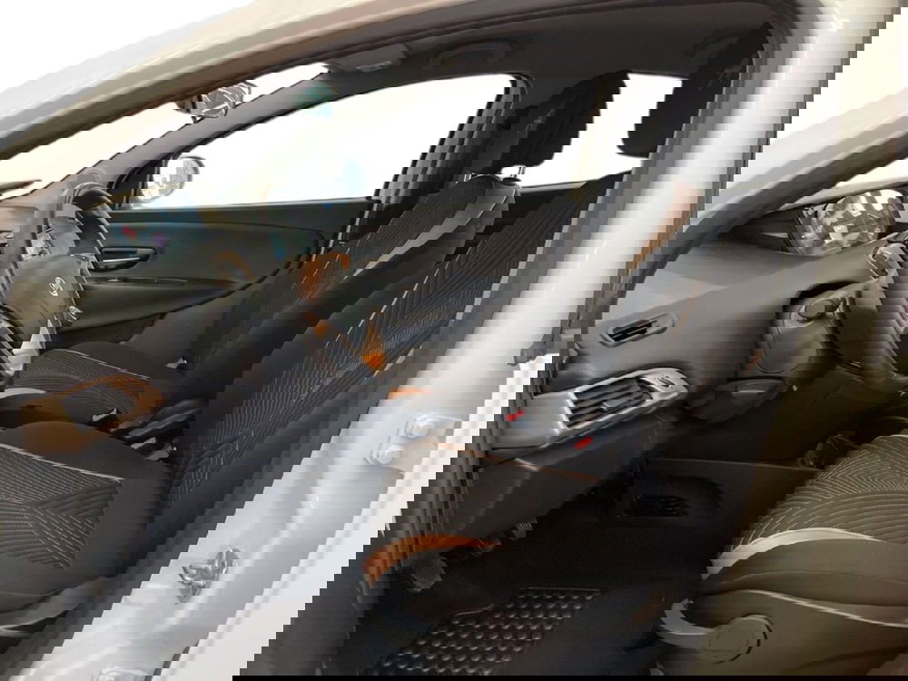 Lancia Ypsilon usata a Torino (9)