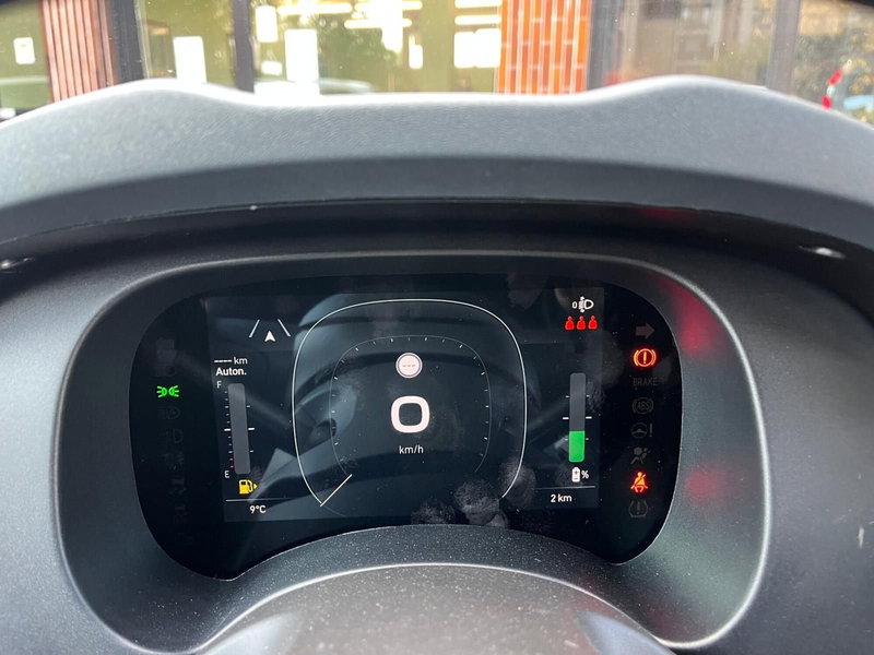 Fiat Panda Cross nuova a Milano (19)