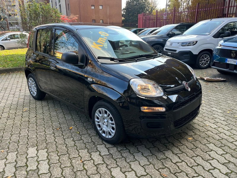 Fiat Panda Cross nuova a Milano (3)