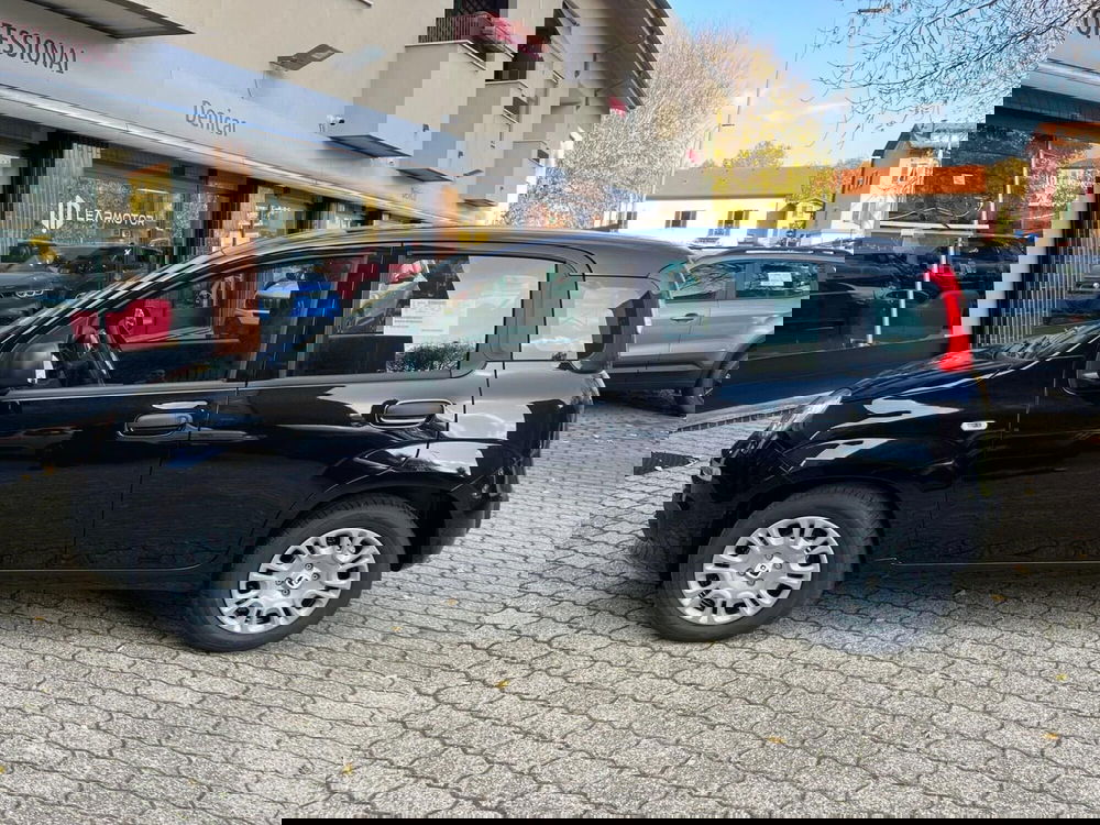 Fiat Panda Cross nuova a Milano (5)